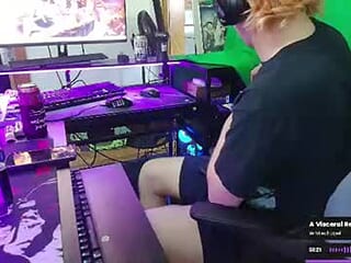 mrbuttcrackula live webcam thumbnail