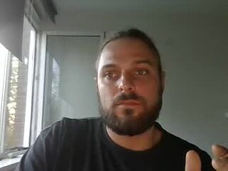 mrklaud live webcam thumbnail