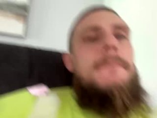 mrliquorup69 live webcam thumbnail