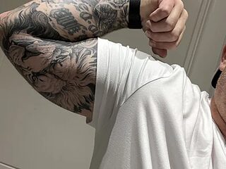mrlovinhusband live webcam thumbnail