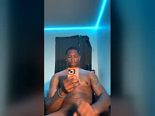 mrtrunk116 live webcam thumbnail