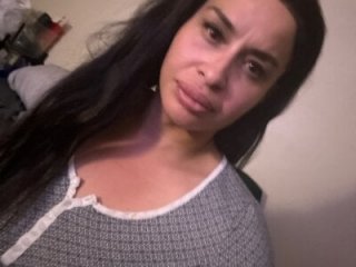 MsMoore live webcam thumbnail