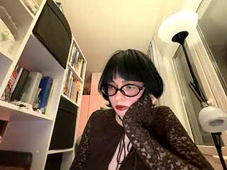 msroxanna live webcam thumbnail