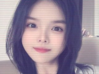 Mumuzi-Baby live webcam thumbnail