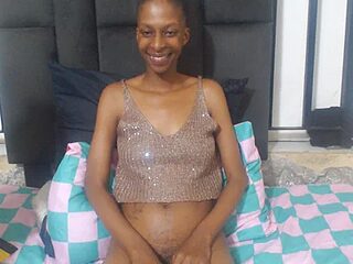 Mushkybae live webcam thumbnail
