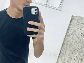 muciloon18anos live webcam thumbnail
