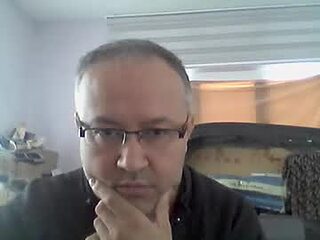murat770774 live webcam thumbnail