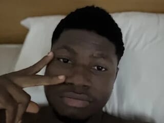 musicalbaddy live webcam thumbnail
