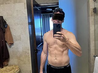 mutuallybeneficial live webcam thumbnail