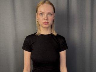 MyrtaAmsili live webcam thumbnail