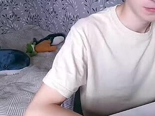 my_eliza live webcam thumbnail