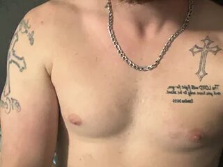mygodisgood45 live webcam thumbnail