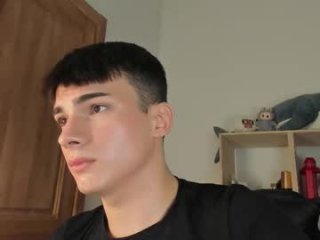 mystic_evan live webcam thumbnail