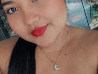 mysticlatina1 live webcam thumbnail