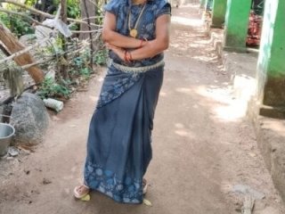 Na_shreya live webcam thumbnail