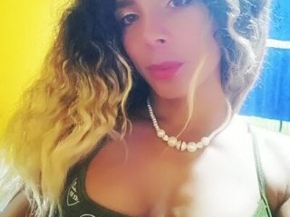 Nadia_Monroe live webcam thumbnail