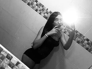 Naho_19 live webcam thumbnail