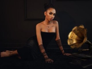 Nahomi_King live webcam thumbnail