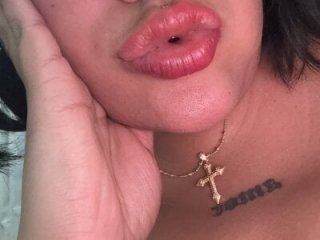 Nailealipsglossy live webcam thumbnail