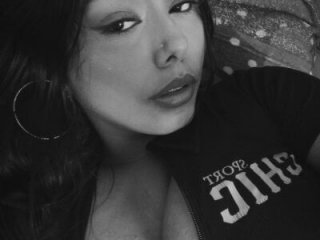 NaniXoxo18 live webcam thumbnail