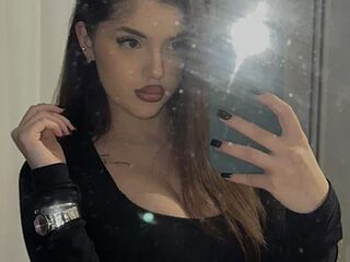 NaomiMulan live webcam thumbnail
