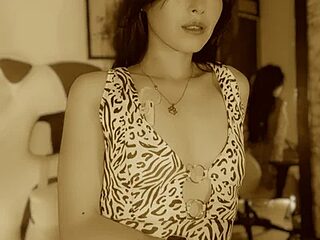 Natashaanurak_ live webcam thumbnail