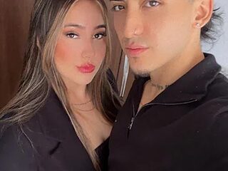 Nath_and_Lian live webcam thumbnail