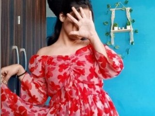 Naughty_Ayesha1 live webcam thumbnail