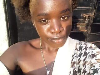 Naughty_Bellah live webcam thumbnail