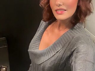 Naughtygrl1 live webcam thumbnail