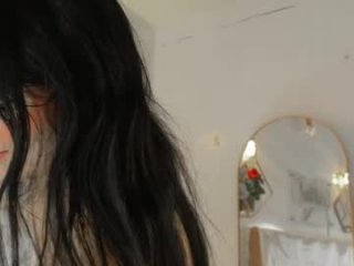 naamah_b live webcam thumbnail