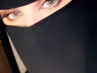 nadya-74 live webcam thumbnail