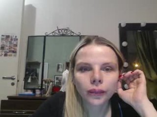 nadyagt live webcam thumbnail