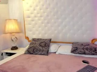nahomi_key_ live webcam thumbnail