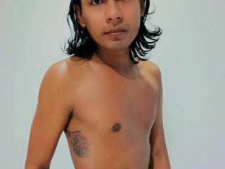 nahomy_smiith live webcam thumbnail