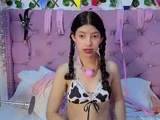 namii___ live webcam thumbnail