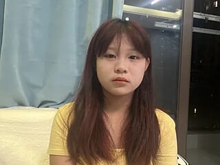 nana-5 live webcam thumbnail