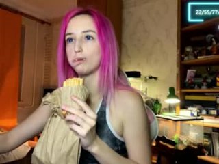 nana_pinkk live webcam thumbnail