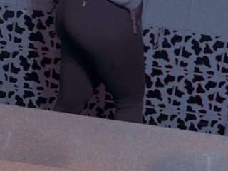 nanaisbackk live webcam thumbnail