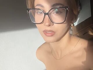 naraluxi live webcam thumbnail