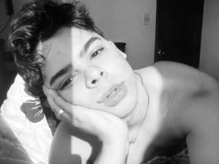 natasha_lima01 live webcam thumbnail