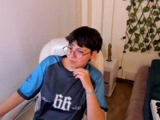 nathalyy_ds live webcam thumbnail