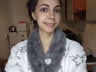 naughty69curls live webcam thumbnail