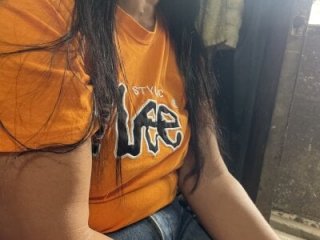 naughty_asian11 live webcam thumbnail