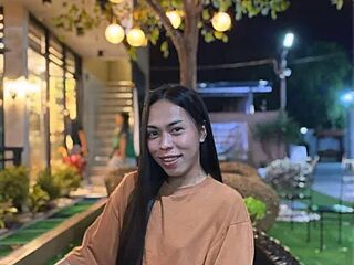 naughty_veronica live webcam thumbnail