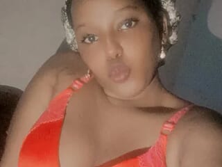 naugtylady live webcam thumbnail