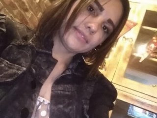 naugtyqueen live webcam thumbnail