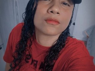 nay_and_aleja1 live webcam thumbnail