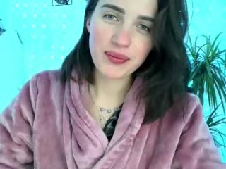 neferutt live webcam thumbnail