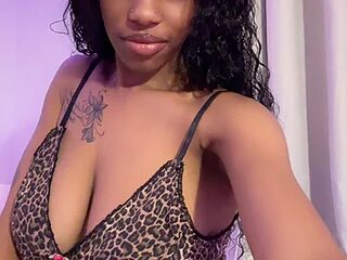 nejiikayy live webcam thumbnail